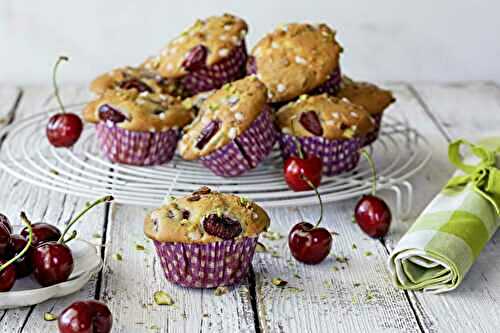 Muffins with cherries, pistachio and lime