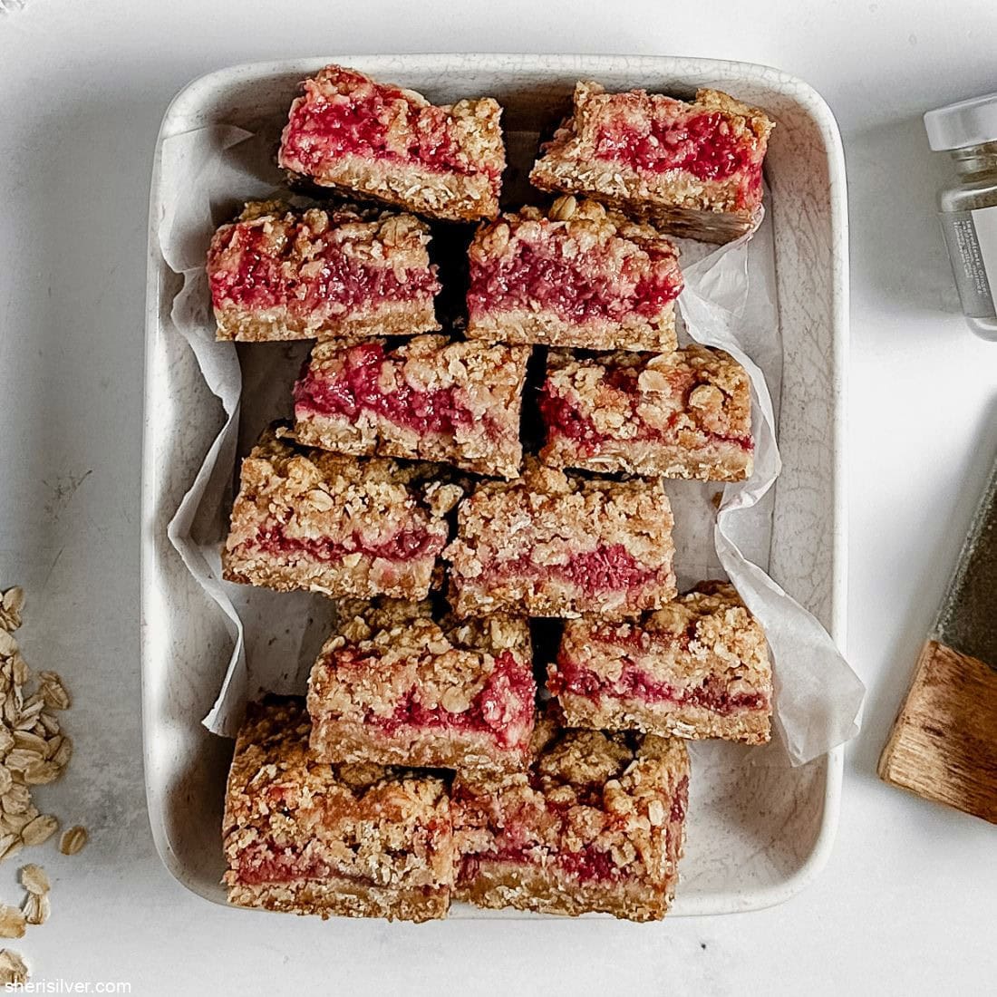 Raspberry oat squares