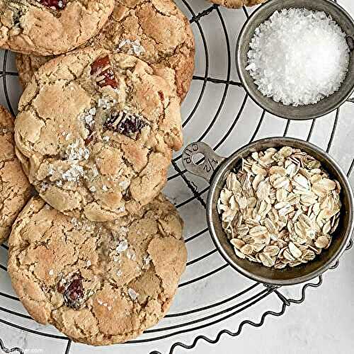 Oatmeal date smash cookies