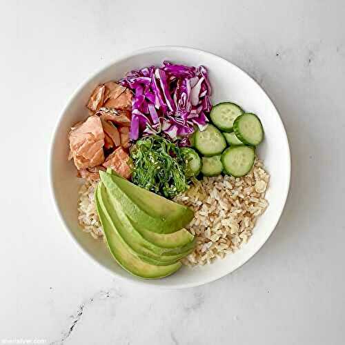 Smoked Salmon Rice Bowls with Sriracha Mayo, Avocado & Seaweed Salad