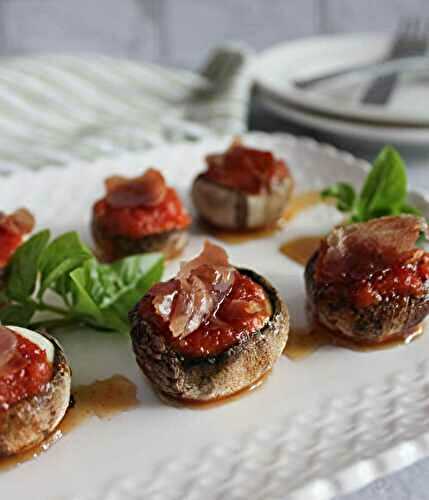Inside-Out Pizza Stuffed Mushrooms