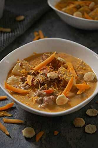 Slow Cooker Cheesy Beef and Potato Soup