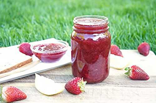 How to Make Irresistible Homemade Strawberry Vanilla Jam