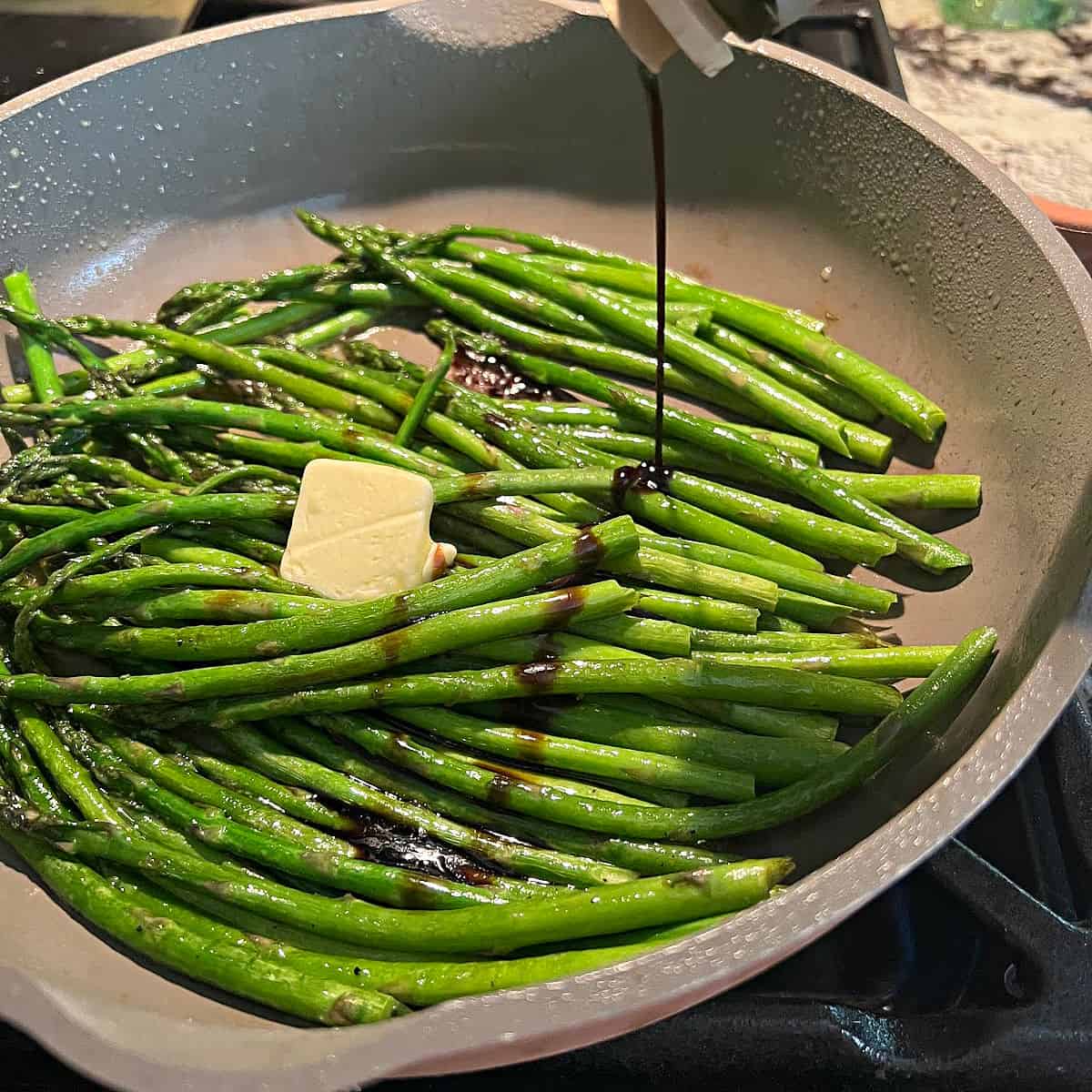 Sautéed Asparagus with Balsamic Vinegar