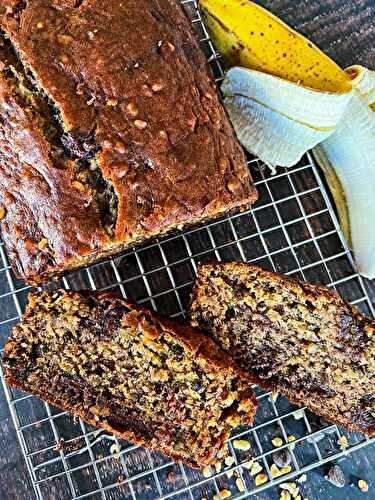 Best Banana Bread Recipe (Easy!)