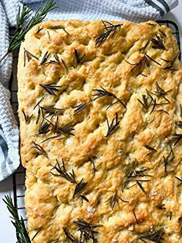 BEST Easy Focaccia Recipe