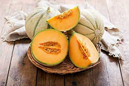 6 Health Benefits of Cantaloupe & 5 Recipe Ideas