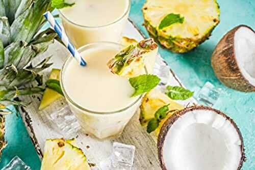 Piña Colada: 3 Variations & 3 Similar Cocktails (+ Recipe)