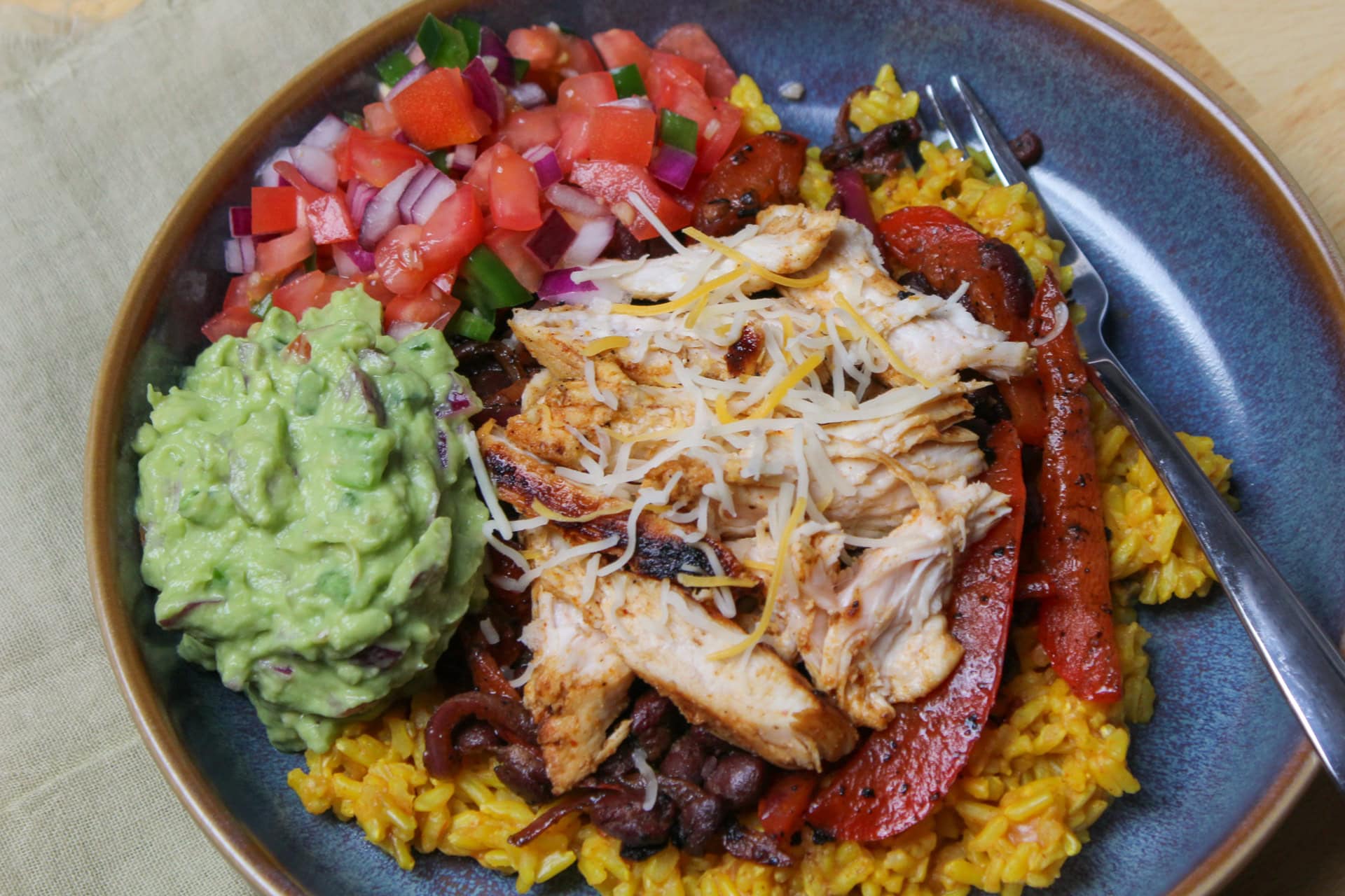 Healthy Chicken Fajita Bowl