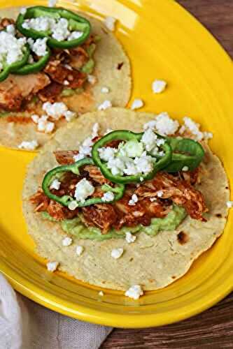 Slow Cooker Chicken Tinga Tacos