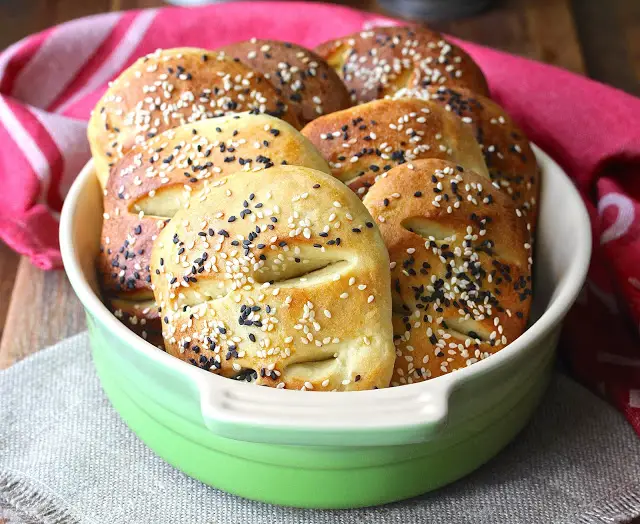 Bread Baking Babes, Iraq and the Lover's Window