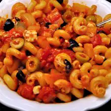 Pasta with Peppers, Olives & Feta