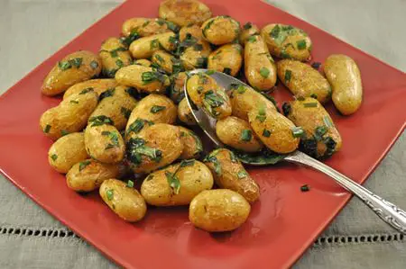 Skillet Roasted New Potatoes