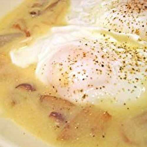 Eggs in White Wine Mushroom Sauce