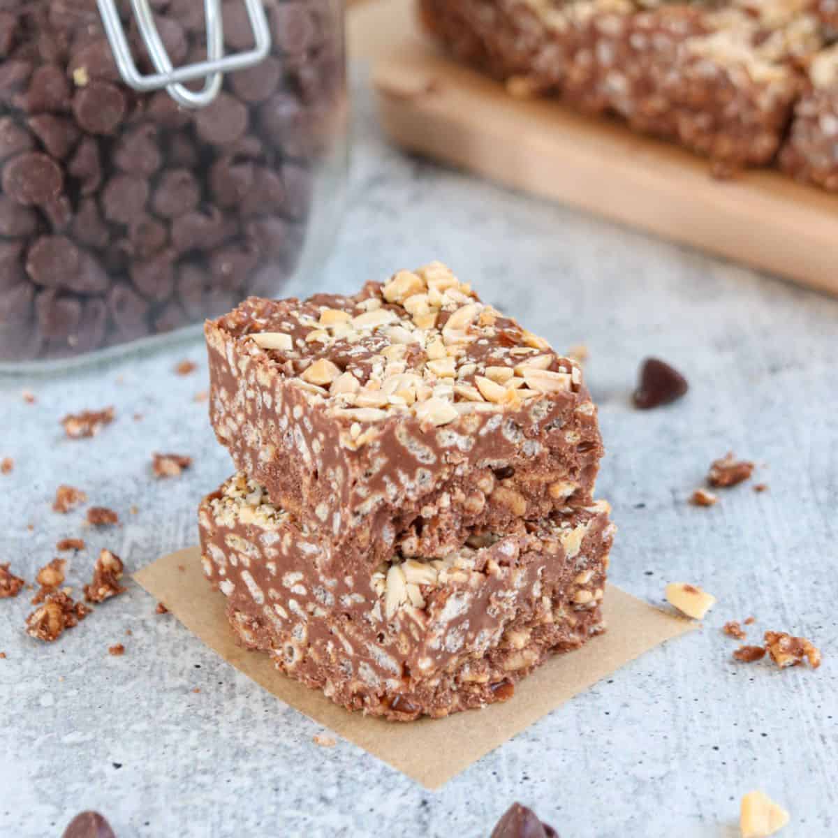 No Bake Chocolate Peanut Butter Protein Bars