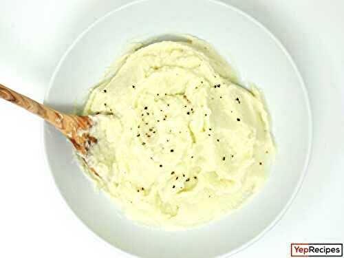 Garlic Buttery Mashed Cauliflower
