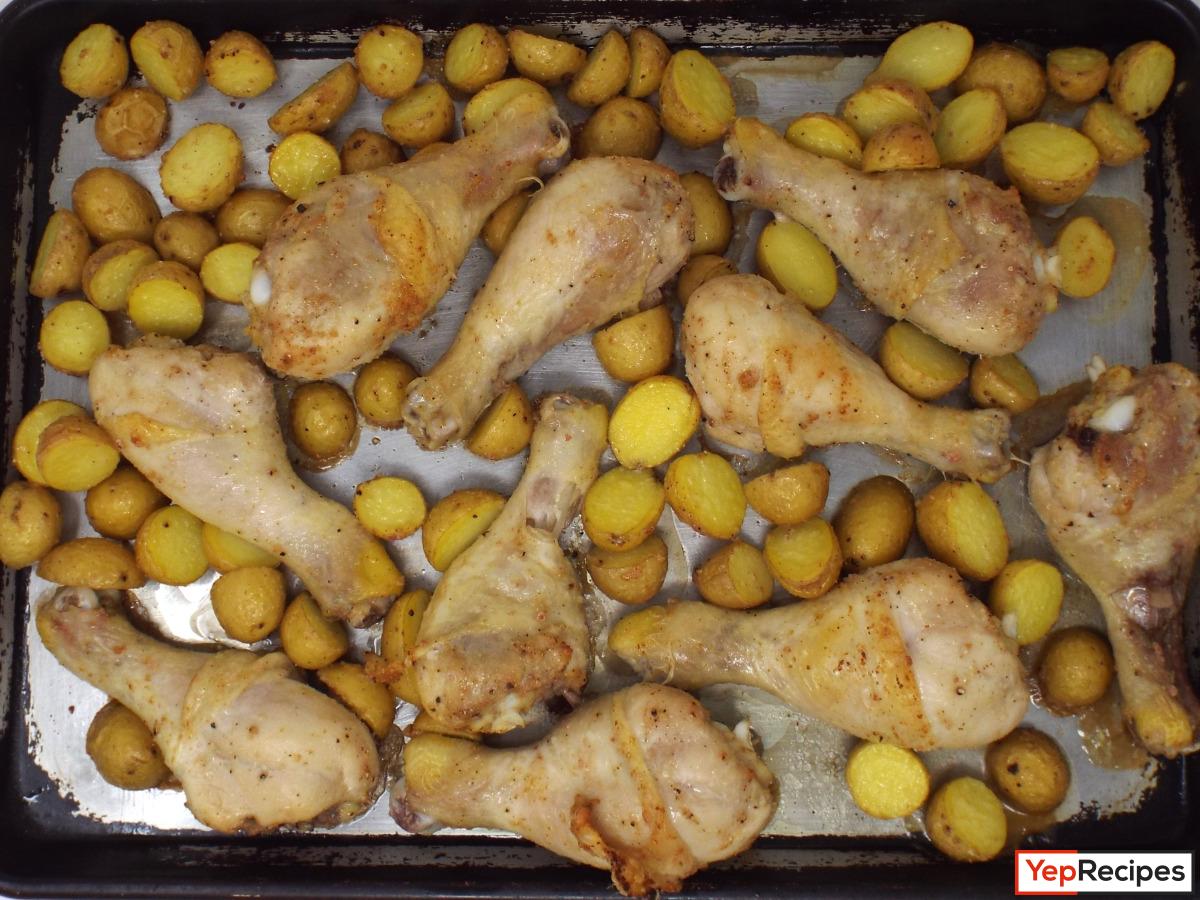 Sheet Pan Garlic Chicken Drumsticks and Baby Potatoes