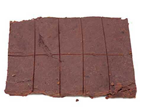 Homemade Date Chocolate Bar