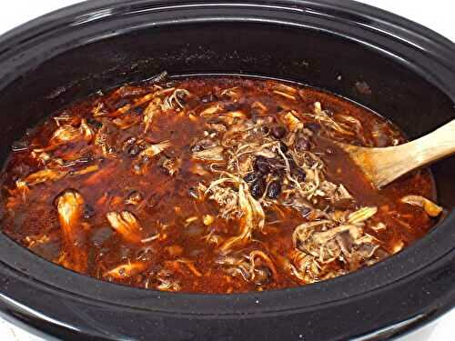 Easy Slow Cooker Chicken and Black Bean Soup